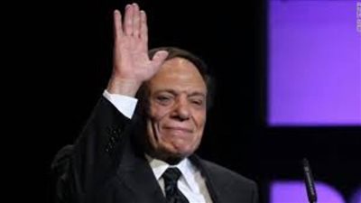 عادل إمام في صورة صادمة مع أعماله