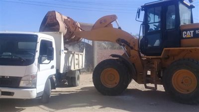 رفع 1500 طن قمامة خلال حملات النظافة بالبحيرة