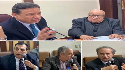 شيوخ المهنة وأساتذة الإعلام في جلسات تطوير الصحافة بالهيئة الوطنية   