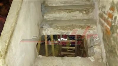 انهيار أجزاء من سلم عقار بالمنصورة 