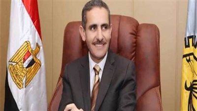 سلع تموينية ومستلزمات صحية لأهالي قرية 