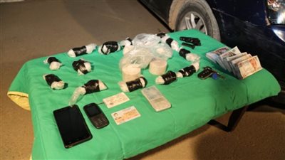 تجار الكيف في قبضة رجال الشرطة