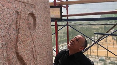 وزيري يتفقد آخر مراحل ترميم مسلة التحرير