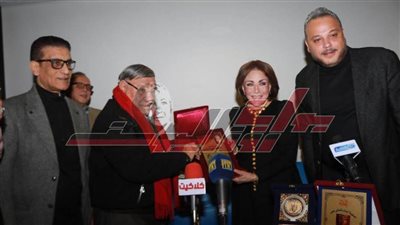 لبني عبد العزيز : السيسي أنقذ مصر من لعنة الإخوان