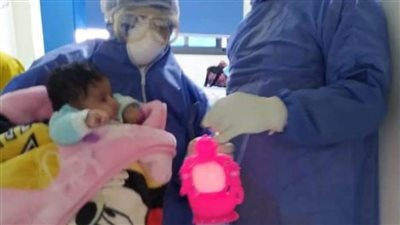 بالصور.. تعليق الزينة وفوانيس رمضان داخل مستشفى الحجر الصحي بالإسكندرية