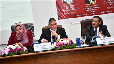 افتتاح المؤتمر العلمى الثاني للدراسات العليا بتجارة قناة السويس