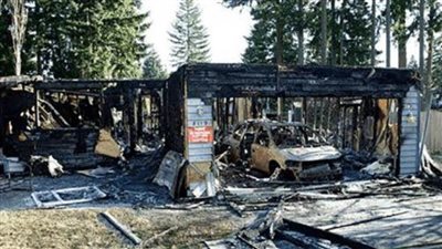 قتل زوجته وسكب البنزين على ابنيه بعد تقطيعهما بفأس