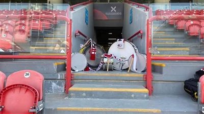  جماهير الزمالك تنجح في إدخال أدوات التشجيع لملعب بن زايد