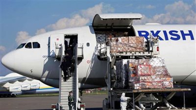 البحرين تتسلم شحنة من الهيدروكسي كلوركين لعلاج فيروس كورونا من الهند