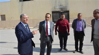 محافظ المنيا يتفقد عددًا من المشروعات الإنتاجية لبحث تطويرها