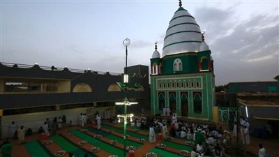 التلفزيون السوداني يبث أذان المغرب قبل 10 دقائق على موعده