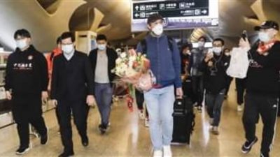 خروج أخر مصاب بفيروس كورونا من مستشفيات ووهان الصينية