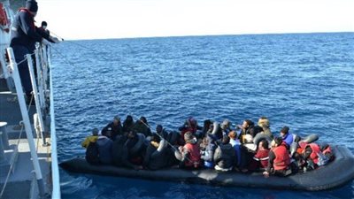 عاجل.. بالفيديو.. تركيا تتخلص من المهاجرين بتهريبهم إلى إيطاليا 