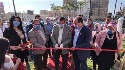 محافظ البحيرة يفتتح ميدان الكتاب أمام مركز الإبداع بدمنهور
