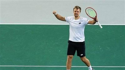 كورونا يجبر بطل 