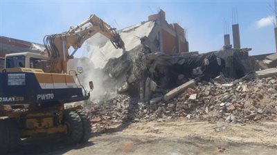 إزالة ٢٠ منزلا مخالفا بكفر الدوار