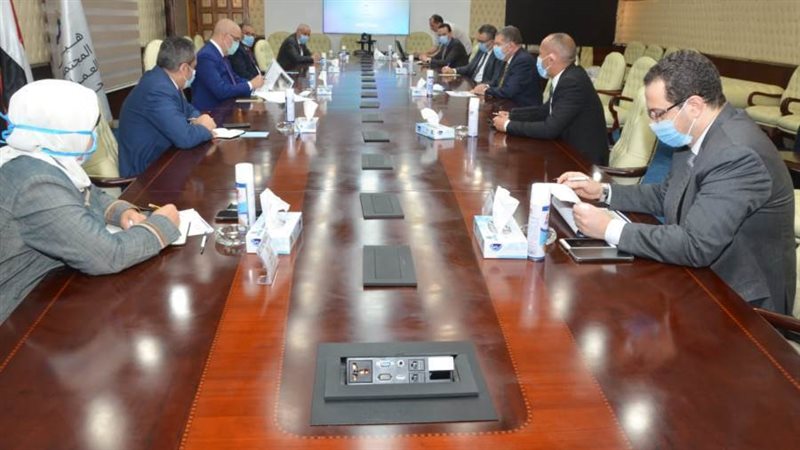 وزيرا الإسكان وقطاع