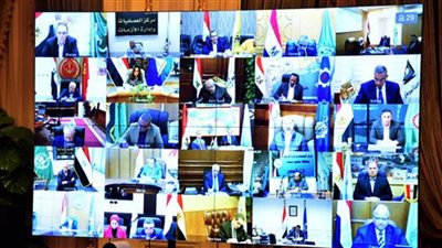 المحافظون: استمرار صرف المنحة الرئاسية للعمالة غير المنتظمة 