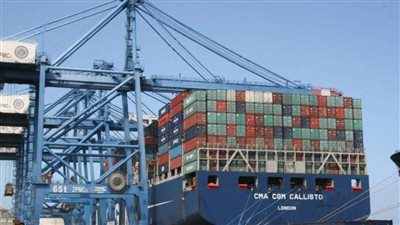 ميناء دمياط يستقبل 9 سفن للحاويات والبضائع العامة خلال 24 ساعة