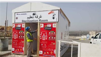 بالصور.. تعقيم وتطهير المتحف المصري الكبير