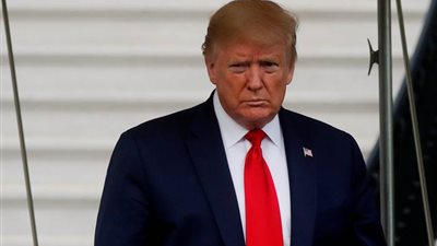 ترامب يغير توقعاته بشأن حصيلة ضحايا كورونا في أمريكا 
