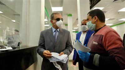 محافظ كفر الشيخ يتابع صرف المرحلة الأولى من معاشات مايو