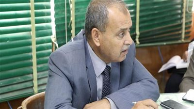 انتظام امتحانات طلاب الصف الثاني الثانوي في الوادي الجديد