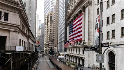 تراجع أسهم شركات الطيران الأمريكية بعد تصريحات وارن بافيت