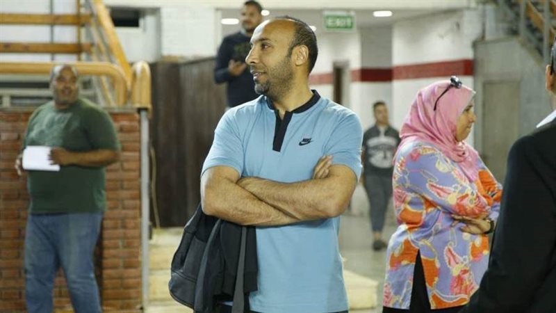 أيمن عبدالعزيز