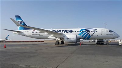 450 من المصريين العالقين في الكويت يغادرون إلى القاهرة