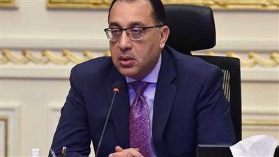 رئيس الوزراء يستعرض جهود لجنة الاستغاثات الطبية