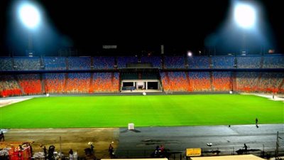 ستاد القاهرة يقترب من حسم لقب أفضل ملعب في العالم