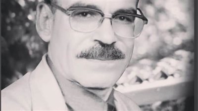 وفاة الشاعر والناقد يسري العزب بعد صراع قصير مع المرض