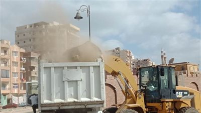 رفع 165 طن قمامة ومخلفات بقرى مركز بني سويف 