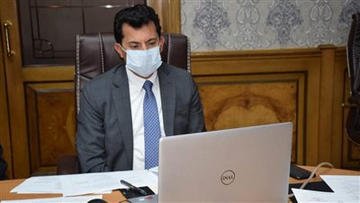 وزير الشباب يشهد انطلاق مبادرة تطهير مواقف المواصلات العامة بالقاهرة والجيزة