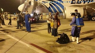 الهجرة: وصول ٣٣٦ مصريًا من العالقين في عمان والسودان إلى مرسى علم 