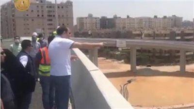 موجز 24 ..الرئيس السيسي يتفقد بعض المشروعات القومية بالقاهرة ويلتقي بالمواطنين 