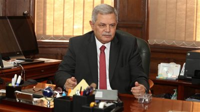 رئيس القابضة للمياه يتابع تنفيذ مشروع الصرف الصحى المتكامل بأسيوط