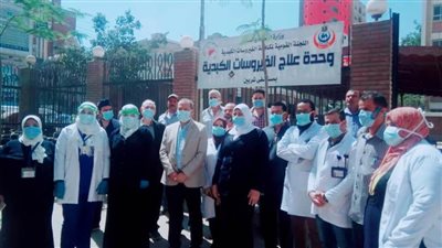 وكيل صحة الدقهلية لأطباء مستشفى شربين: أنتم الدرع الواقي 