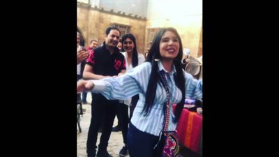 دينا تزف غادة عبد الرازق وزوجها