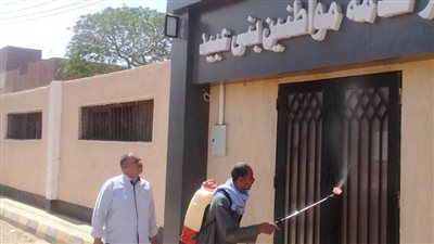 حملات لتنفيذ أعمال الرش والتطهير ورفع المخلفات والصيانة بقرى أبوقرقاص بالمنيا