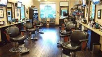 حلاق يحصل على حكم قضائي بفتح محله خلال أيام الحظر