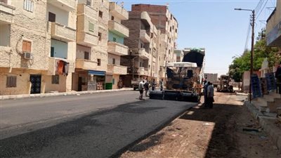 لمواجهه كورونا.. المنيا تنفذ حملات للنظافة ورصف الطرق بالتزامن مع أعمال الرش والتطهير 