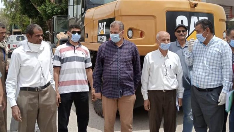 السكرتير العام وقيادات