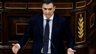 الحكومة الأسبانية تطلب من البرلمان تمديد حالة الطوارئ لمدة شهر