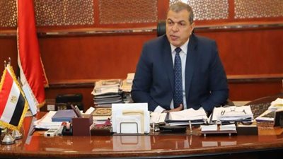 القوى العاملة: استكمال صرف إعانات الطواريء للعاملين بالسياحة بقيمة 130 مليون جنيه