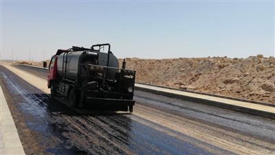 إنجاز 70 % من مشروع طرق منطقة الميكرويف بالشروق