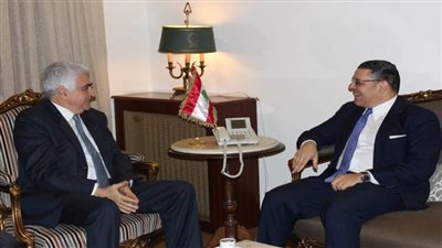 سفير مصر يبحث مع وزير الخارجية اللبناني العلاقات الثنائية بين البلدين