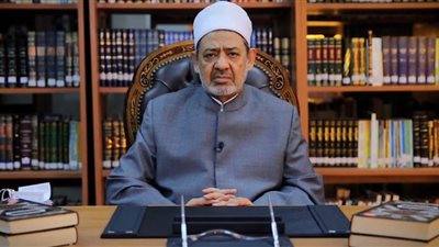 الإمام الأكبر يتلقى اتصالا من رئيس مجلس النواب العراقي للتهنئة بعيد الفطر