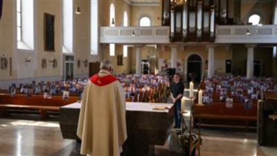 عاجل.. إصابة 40 شخصًا بكورونا بعد حضورهم قداسًا في فرانكفورت